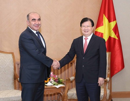 Вице-премьер Вьетнама Чинь Динь Зунг принял своего узбекского коллегу