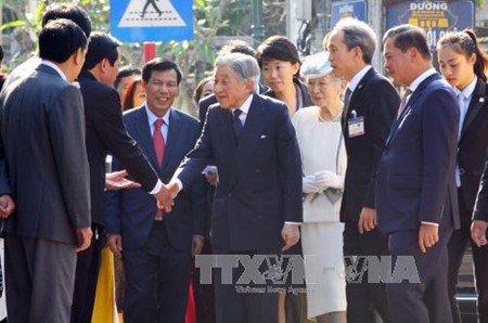Император и императрица Японии выразили благодарность жителям Хюэ за теплую и исскреннюю встречу