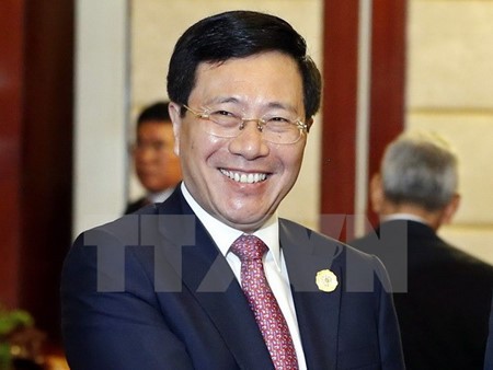 Необходимо продолжать повышать эффективность всестороннего сотрудничества Вьетнама и Камбоджи