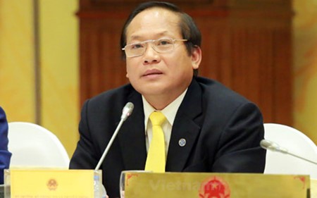 Два члена правительства Вьетнама ответили на запросы депутатов парламента