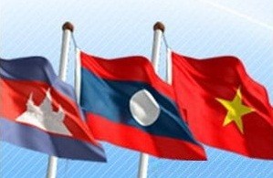 Вьетнам развивает дружбу и сотрудничество с соседними странами