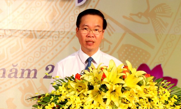 60-летие со дня посещения президентом Хо Ши Мином провинции Куангбинь