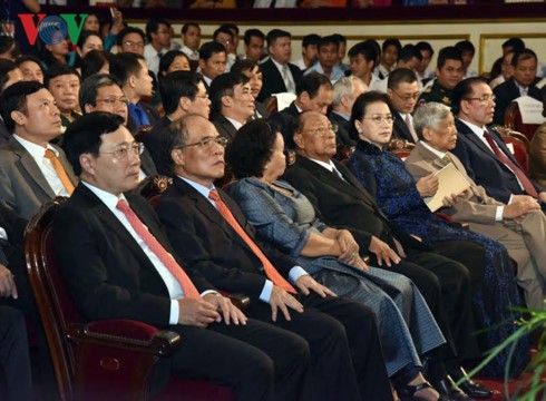 В Ханое состоялась торжественная церемония в честь 50-летия дипотношений Вьетнама и Камбоджи