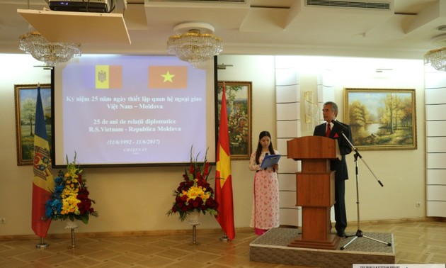 В Кишинёве отметили 25-летие установления отношений Вьетнама и Молдовы