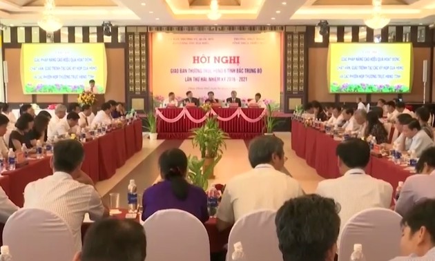 Совещание бюро народных советов 6 провинций северо-центральной части Вьетнама
