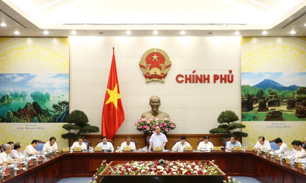 Правительство Вьетнама полно решимости достичь роста ВВП страны в размере 6,7%