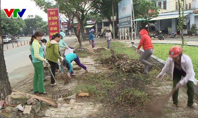 В провинции Хоабинь стартовала кампания «Сделаем мир чище» 2017