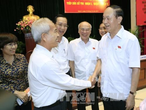 Президент СРВ Чан Дай Куанг встретился с избирателями г.Хошимина