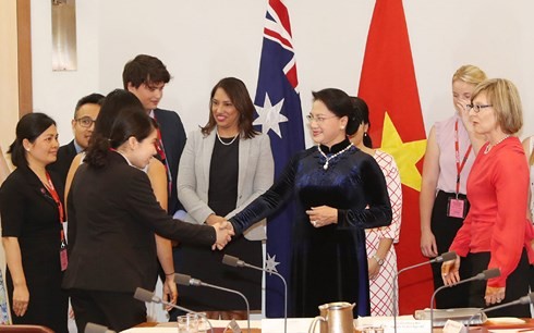 Нгуен Тхи Ким Нган встретилась с представителями австралийских студентов, обучаюшихся во Вьетнаме