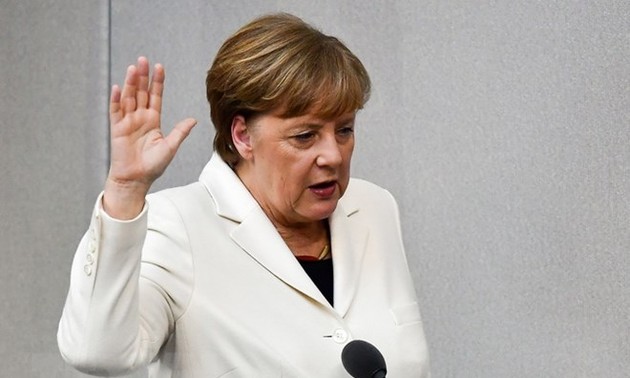Премьер Вьетнама поздравил Меркель с переизбранием на пост канцлера ФРГ