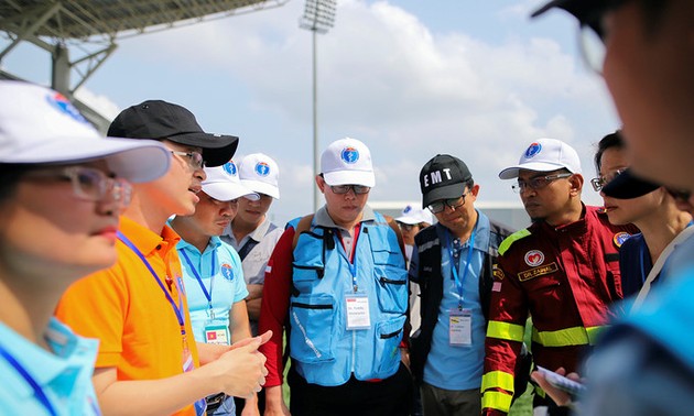 Более 300 медработников из стран АСЕАН приняли участие в учении по противодействию супертайфуну