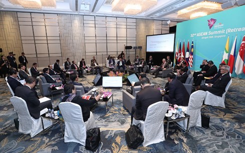 В Сингапуре официально открылся 32-й саммит АСЕАН