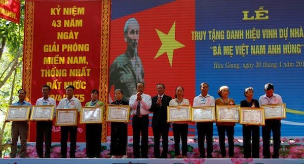 Провинция Хаузянг посмертно присвоила звание «Мать-героиня Вьетнама»