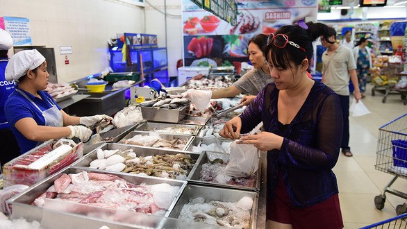 Все районы Вьетнама запасаются товарами на традиционный новогодний праздник