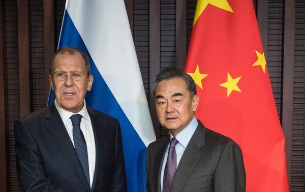 Россия и Китай выступили против военного вмешательства во внутренние дела Венесуэлы