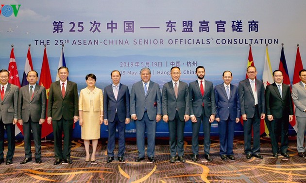 В Ханчжоу прошло 25-е консультативное совещание высокопоставленных чиновников АСЕАН и Китая