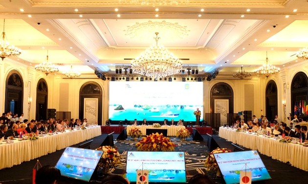 В провинции Куангнинь открылась 13-я встреча глав таможенных управлений стран АСЕМ
