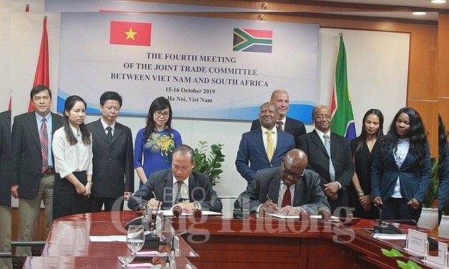 Вьетнам и ЮАР наращивают торгово-экономическое сотрудничество