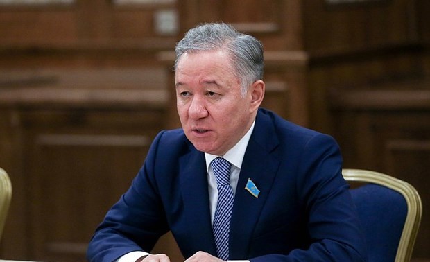 Спикер нижней палаты парламента Казахстана прибыл во Вьетнам с официальным визитом