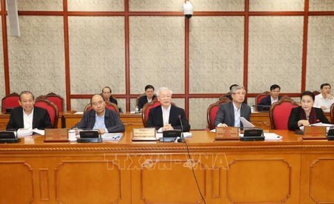 Нгуен Фу Чонг председательствовал на совещании Политбюро ЦК КПВ
