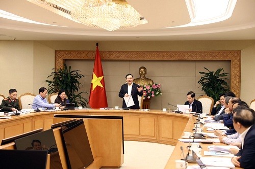Вице-премьер Выонг Динь Хюэ провёл заседание комитета по реформированию заработной платы