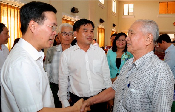 Во Ван Тхыонг встретился с избирателями в провинции Донгнай