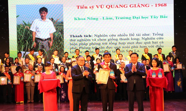 Во Вьетнаме названы лучшие учёные в пользу крестьян 2019 года