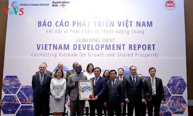 Вьетнам решает проблемы взаимодействия для содействия устойчивому развитию страны