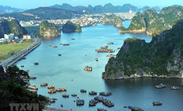 Вьетнам не допускает влияния коронавируса на бизнес и туризм