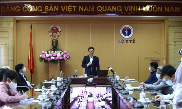 Ву Дык Дам: СМИ должны продолжать содействовать правительству и жителям Вьетнама в борьбе с Covid-19