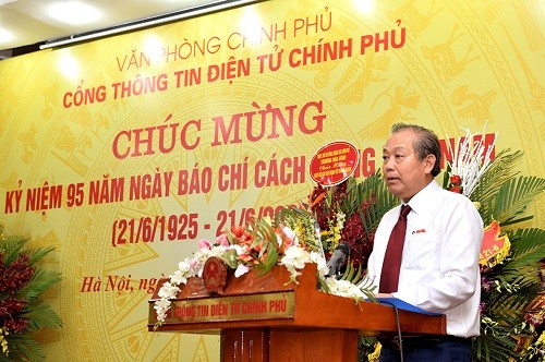 Вице-премьер СРВ поздравил журналистов с Днем вьетнамской революционной прессы