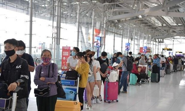 Вьетнамские граждане вывезены с Филиппин на Родину