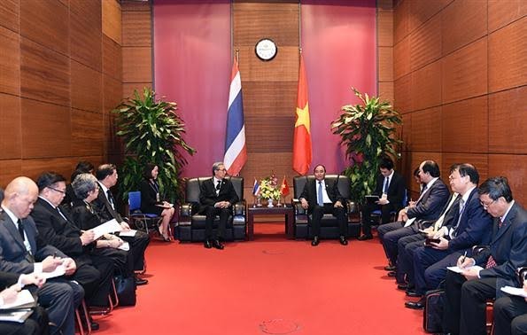 Nguyen Xuan Phuc reçoit le vice-Premier ministre thaïlandais