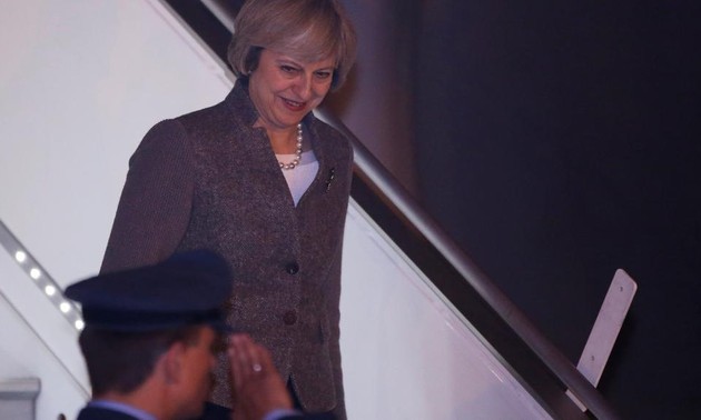 Theresa May en Inde, première visite bilatérale hors de l'Europe