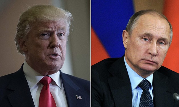 Vladimir Poutine et Donald Trump s'appellent