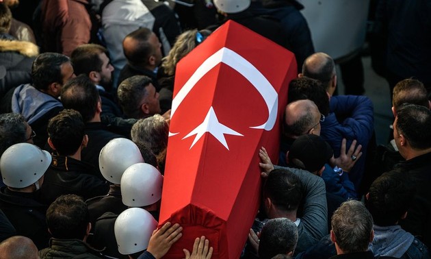 Istanbul : les kurdes revendiquent le double attentat