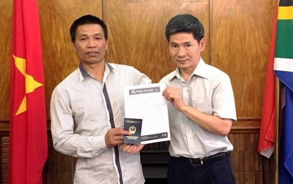L’ambassade du Vietnam en Afrique du Sud aide un marin vietnamien 