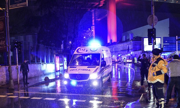 Le monde politique pleure les victimes de l'attentat à Istanbul