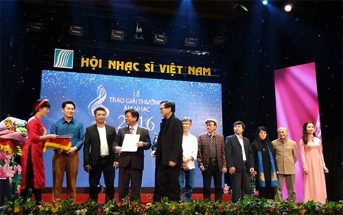 Remise des prix 2016 de l’Association des compositeurs vietnamiens