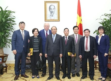 Un professeur de Harvard accueilli par le Premier ministre vietnamien