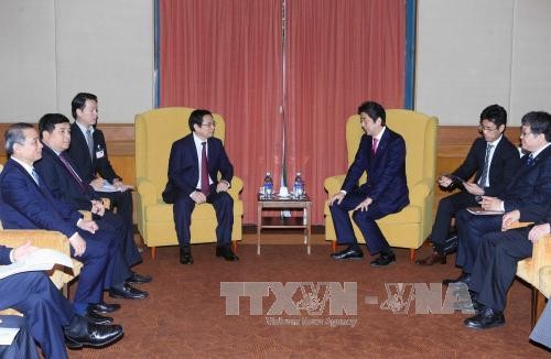 Shinzo Abé rencontre le président du Groupe des députés d’amitié Vietnam-Japon