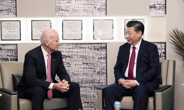 Le president chinois Xi Jinping rencontre le vice-président américain Joe Biden
