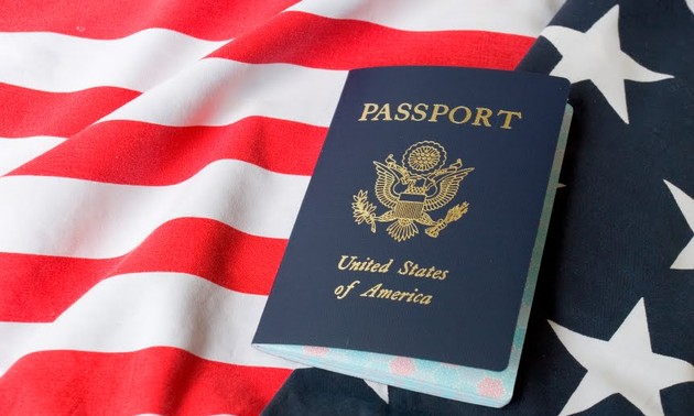 Les détenteurs de "cartes vertes" peuvent se rendre aux USA sans visa