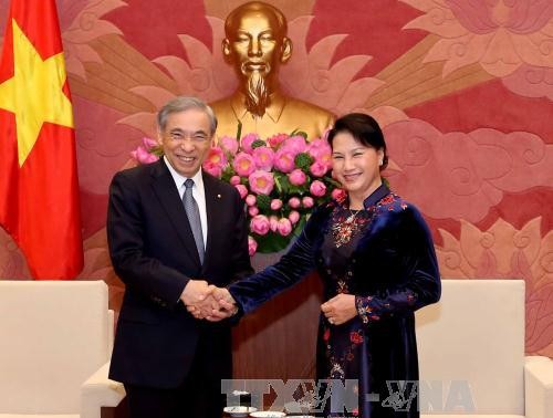 Nguyen Thi Kim Ngan reçoit le gouverneur de la préfecture de Gunma (Japon)