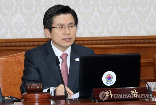 Hwang Kyo-ahn rejette les démissions des conseillers de Park Geun-hye