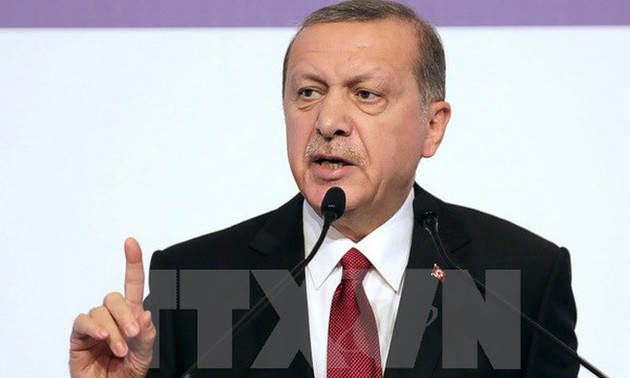 Tensions entre la Turquie et les Pays-Bas : Ankara promet des représailles sévères