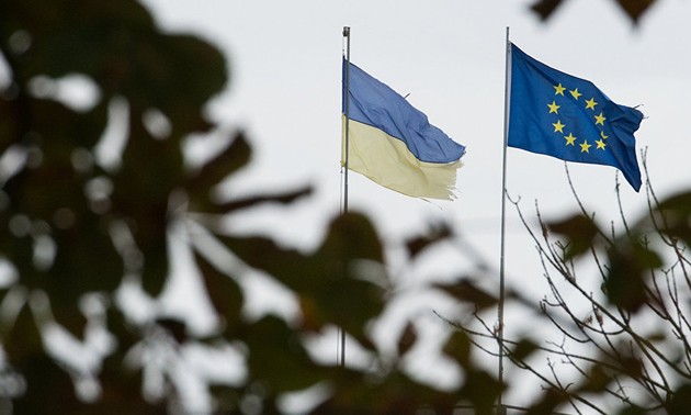 Les Ukrainiens bientôt exemptés de visa dans l'UE