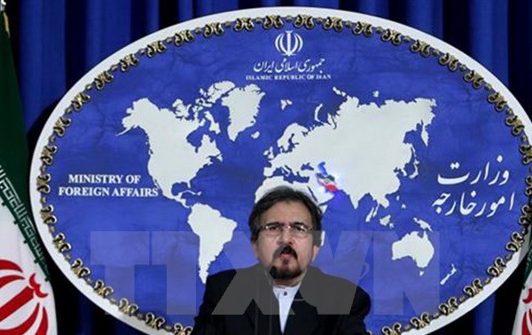 L'Iran condamne la reconduction des sanctions