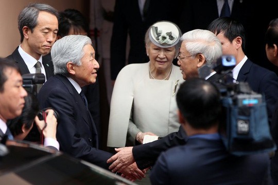 L’empereur et l'impératrice du Japon célèbrent le succès de leur visite au Vietnam