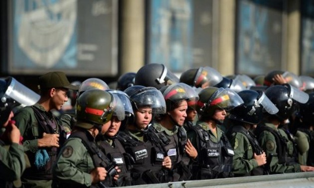 Venezuela: Maduro déploie l’armée avant une manifestation de l’opposition